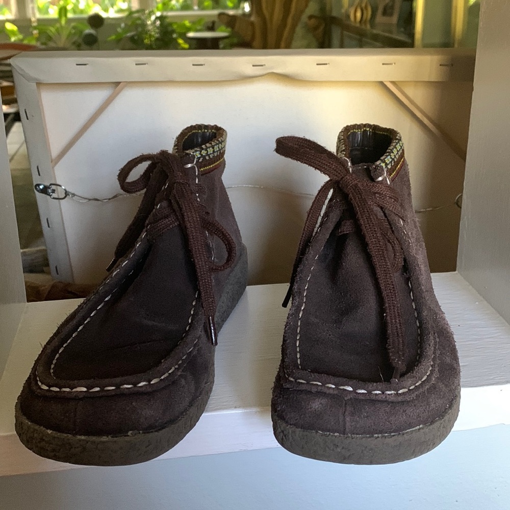 Yellow Box brown suede booties, like new